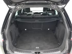 Land Rover Discovery thumbnail 11