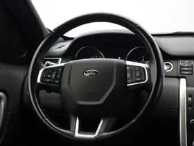 Land Rover Discovery thumbnail 19