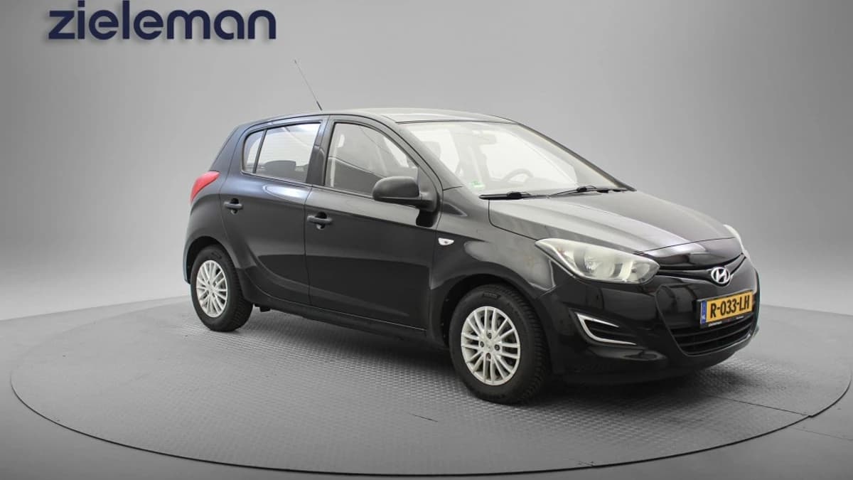 Hyundai i20 — foto 1