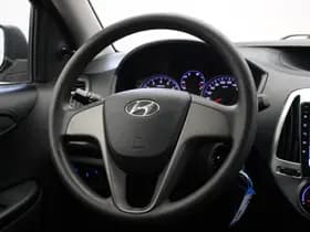Hyundai i20 thumbnail 17