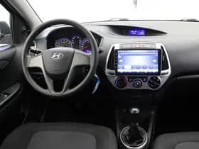 Hyundai i20 thumbnail 3