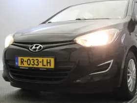 Hyundai i20 thumbnail 23