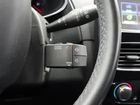 Renault Clio thumbnail 19