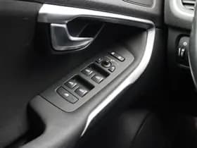 Volvo V40 thumbnail 23