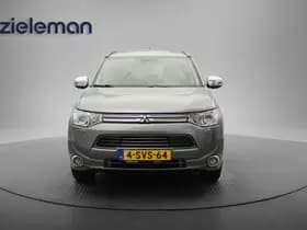 Mitsubishi Outlander thumbnail 17