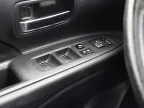 Mitsubishi Outlander thumbnail 31