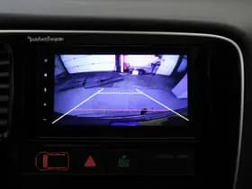 Mitsubishi Outlander thumbnail 8