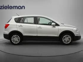Suzuki SX4 S-Cross thumbnail 11