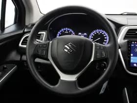 Suzuki SX4 S-Cross thumbnail 16