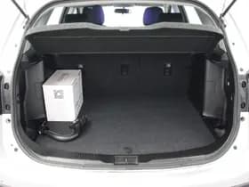 Suzuki SX4 S-Cross thumbnail 8