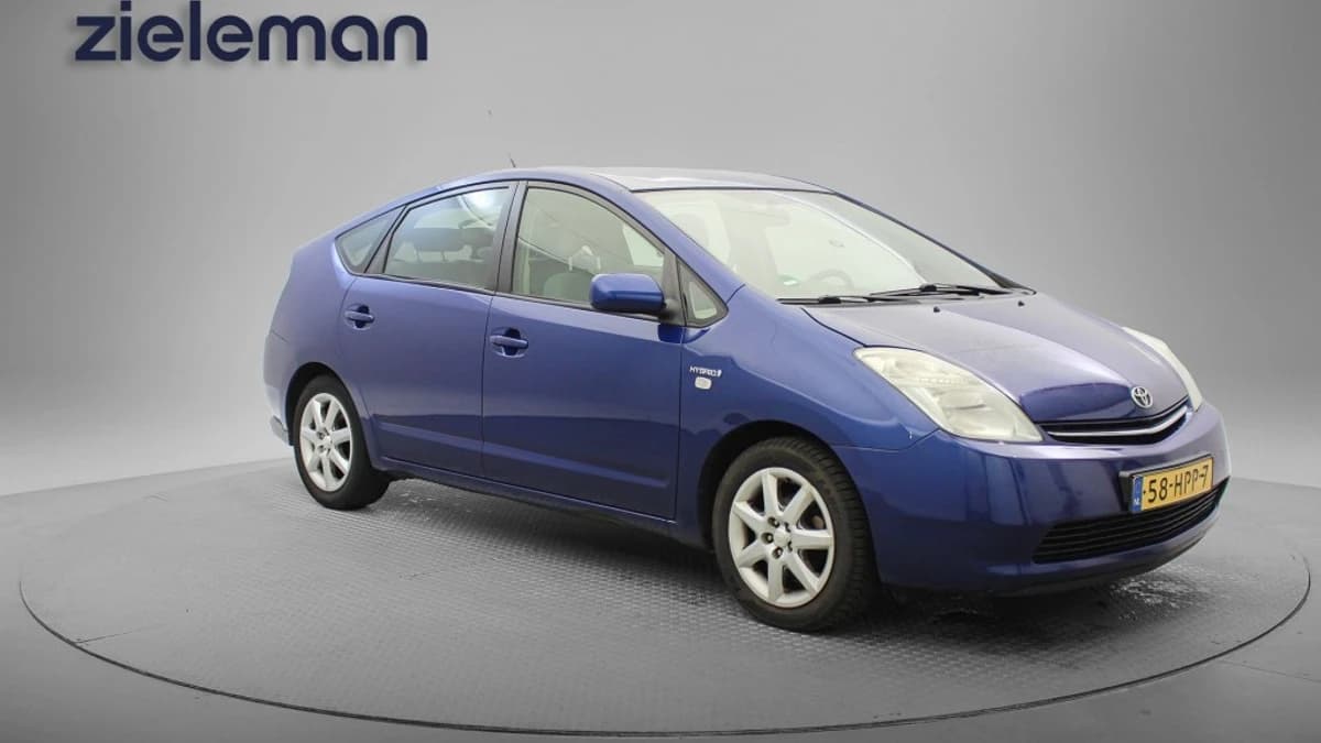 Toyota Prius — foto 1