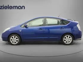 Toyota Prius thumbnail 12