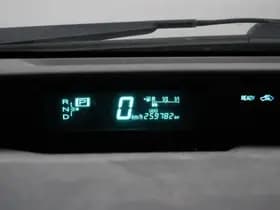 Toyota Prius thumbnail 17