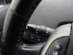 Toyota Prius thumbnail 18
