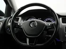 Volkswagen Golf thumbnail 15