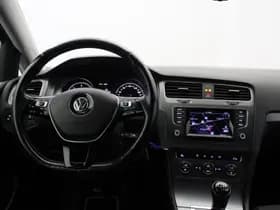 Volkswagen Golf thumbnail 3