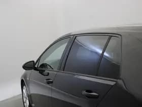 Volkswagen Golf thumbnail 29