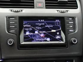 Volkswagen Golf thumbnail 4