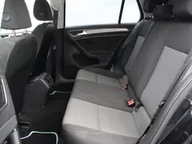 Volkswagen Golf thumbnail 6