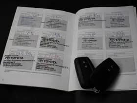 Toyota Corolla thumbnail 4