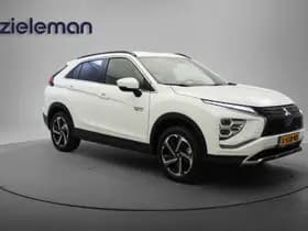Mitsubishi Eclipse Cross thumbnail 1
