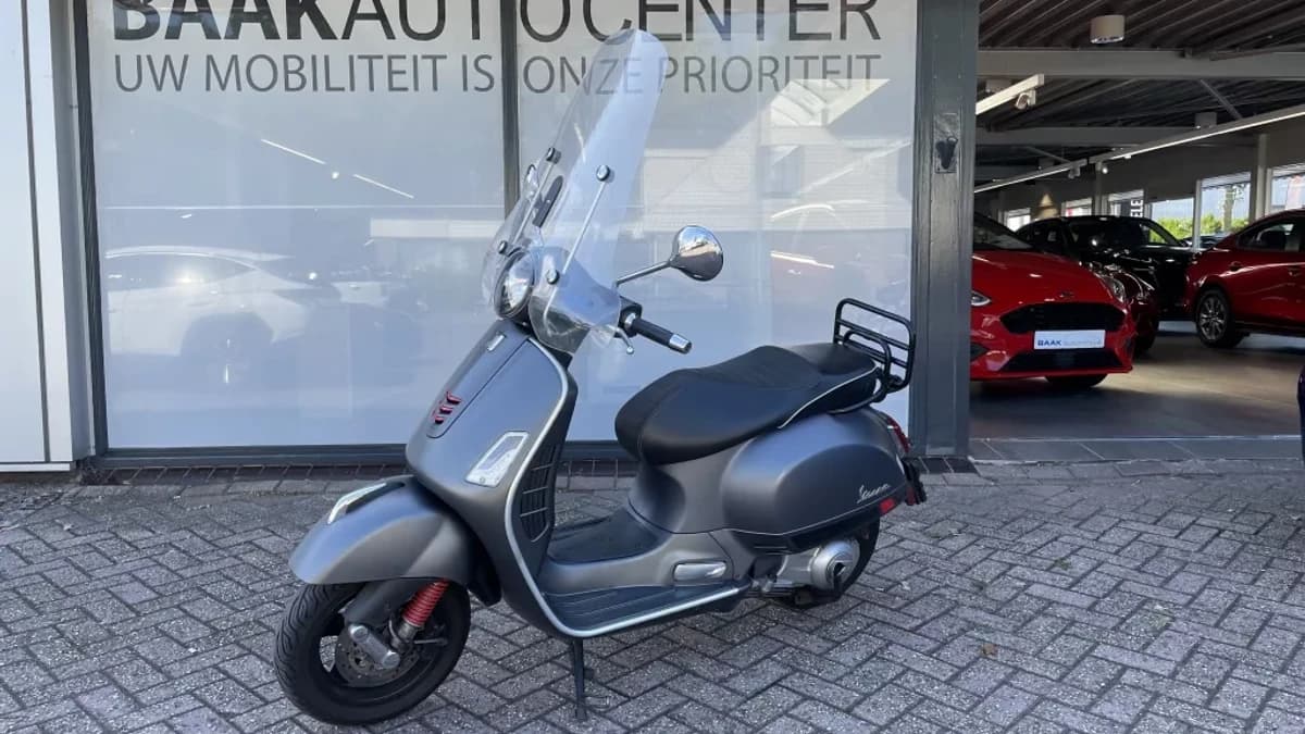 Piaggio Scooter GTS 300ie TouringABS — foto 1