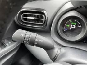 Toyota Yaris 1.5 Hyb. Business Plus | Camera | Carplay | Adaptive cruise thumbnail 15