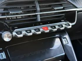 Peugeot 208 1.2 PT 100PK GT | Pano | Keyless | Navi | Camera thumbnail 19