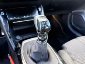 Peugeot 208 1.2 PT 100PK GT | Pano | Keyless | Navi | Camera thumbnail 20