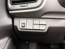 Kia Stonic 1.0 T-GDi DynamicLine | Navi | Camera | AUTOMAAT thumbnail 14