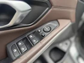 BMW 3 Serie Touring 320e | Facelift | Widescreen | Camera | Leder thumbnail 15