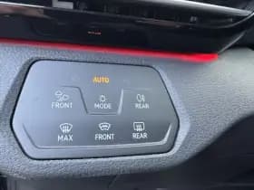 Volkswagen ID.4 GTX 77 4Motion | 300PK | Head-Up | Trekhaak | SOH 93% thumbnail 11