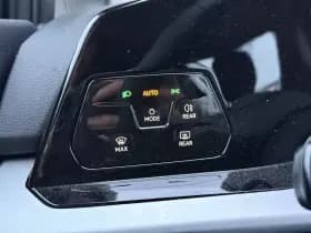 Volkswagen Golf Variant 1.5 eTSI Life Business | Virtual CP | Memory | Camera thumbnail 21