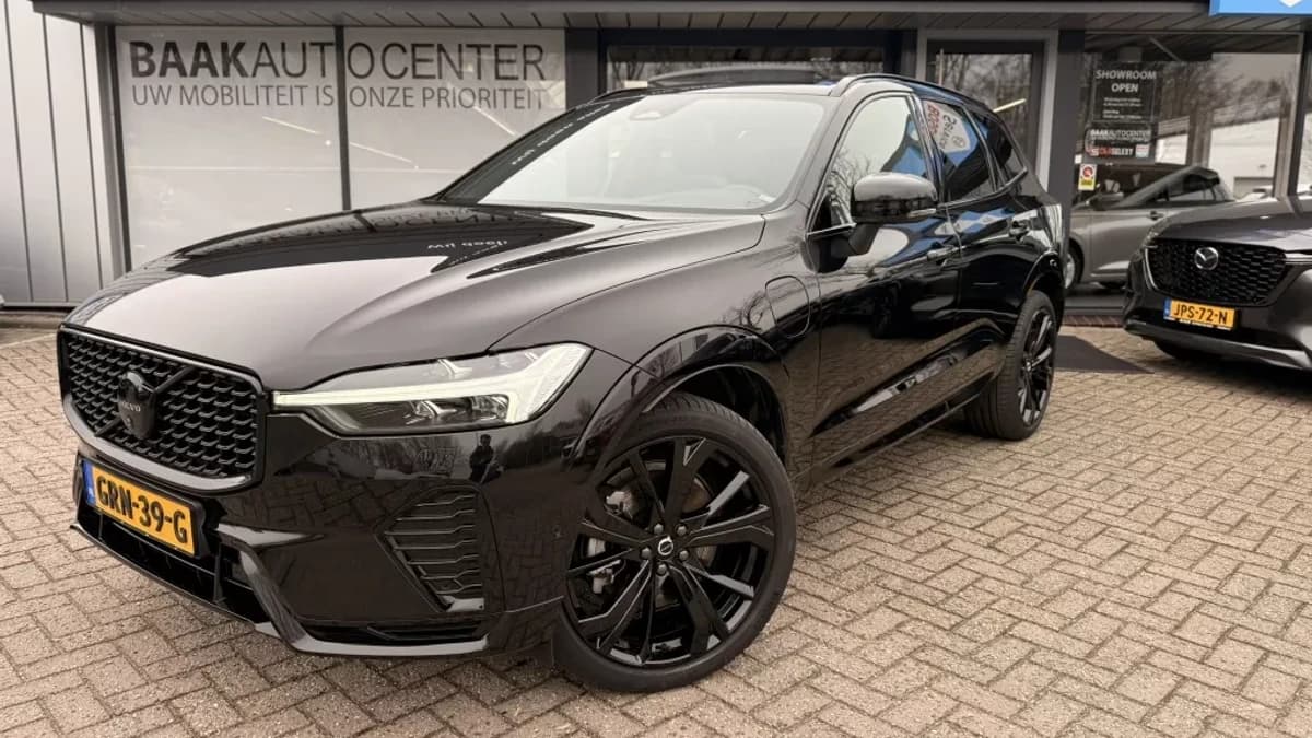 Volvo XC60 2.0 T6 AWD+ Black Edition | Panoramadak | 360 Camera | Carplay — foto 1