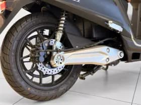 Nipponia Snorscooter eViball | 25km | Op kenteken | Direct leverbaar thumbnail 2