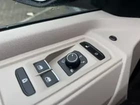 Volkswagen Multivan 1.4 eHyb. L2H1 Style 7p. | Panoramadak | Trekhaak | ACC thumbnail 11