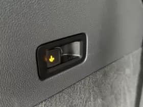 Volkswagen Multivan 1.4 eHyb. L2H1 Style 7p. | Panoramadak | Trekhaak | ACC thumbnail 14