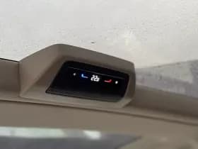 Volkswagen Multivan 1.4 eHyb. L2H1 Style 7p. | Panoramadak | Trekhaak | ACC thumbnail 10