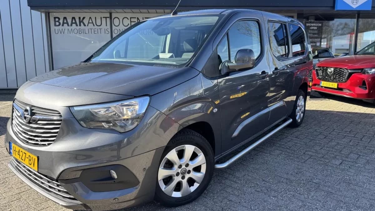 Opel Combo Tour 1.2 T. L2H1 Edition 7p | Camera | Navigatie | Cruise — foto 1
