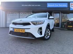 Kia Stonic 1.0 T-GDi MHEV Dynamic Line | Camera | Climate thumbnail 2
