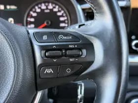 Kia Stonic 1.0 T-GDi MHEV Dynamic Line | Camera | Climate thumbnail 12