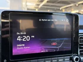Kia Stonic 1.0 T-GDi MHEV Dynamic Line | Camera | Climate thumbnail 16