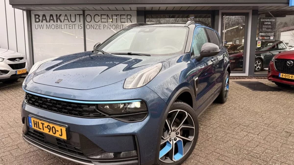 Lynk & Co 01 1.5 | Navi | Panoramadak | Memory | ACC — foto 1