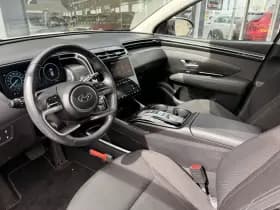 Hyundai Tucson 1.6 T-GDI PHEV | 4WD | Carplay | Camera | thumbnail 6