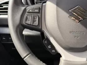 Suzuki S-Cross 1.5 Hybrid Style thumbnail 11