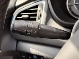 Suzuki S-Cross 1.5 Hybrid Style thumbnail 13