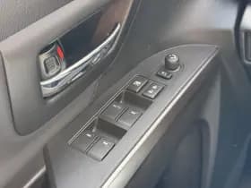 Suzuki S-Cross 1.5 Hybrid Style thumbnail 24