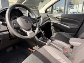 Suzuki S-Cross 1.5 Hybrid Style thumbnail 6