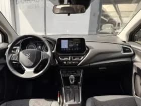 Suzuki S-Cross 1.5 Hybrid Style thumbnail 8