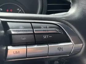 Mazda 3 thumbnail 10